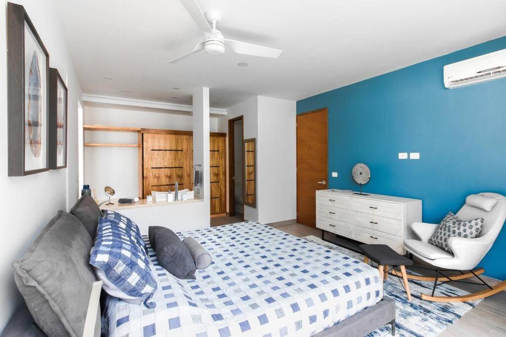 Neem 21 Nilay, Elegant 10 Min From The Apartment