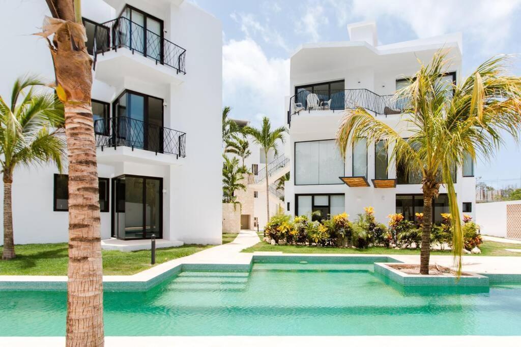 Neem 21 Nilay, Elegant 10 Min From The *