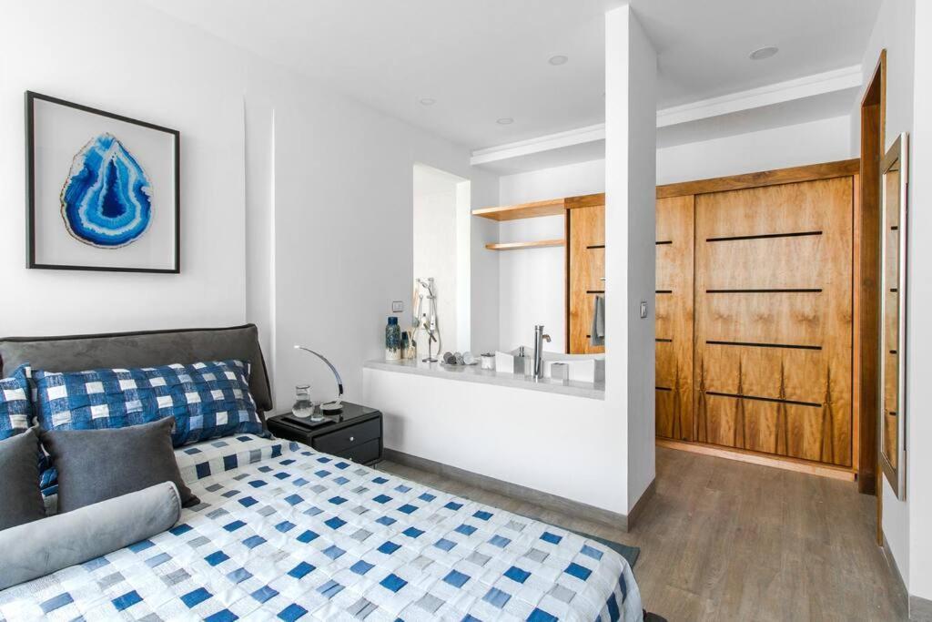 Neem 21 Nilay, Elegant 10 Min From The *